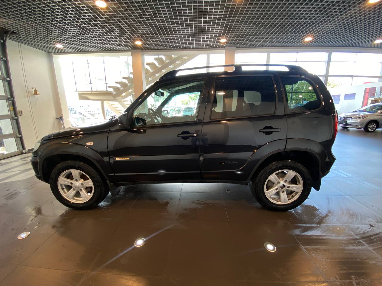 CHEVROLET NIVA