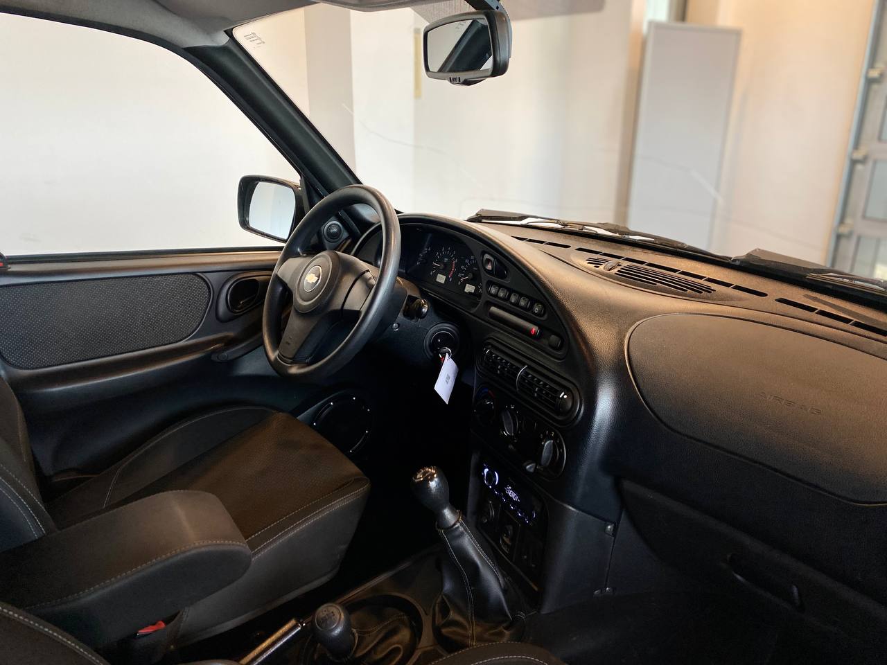 CHEVROLET NIVA