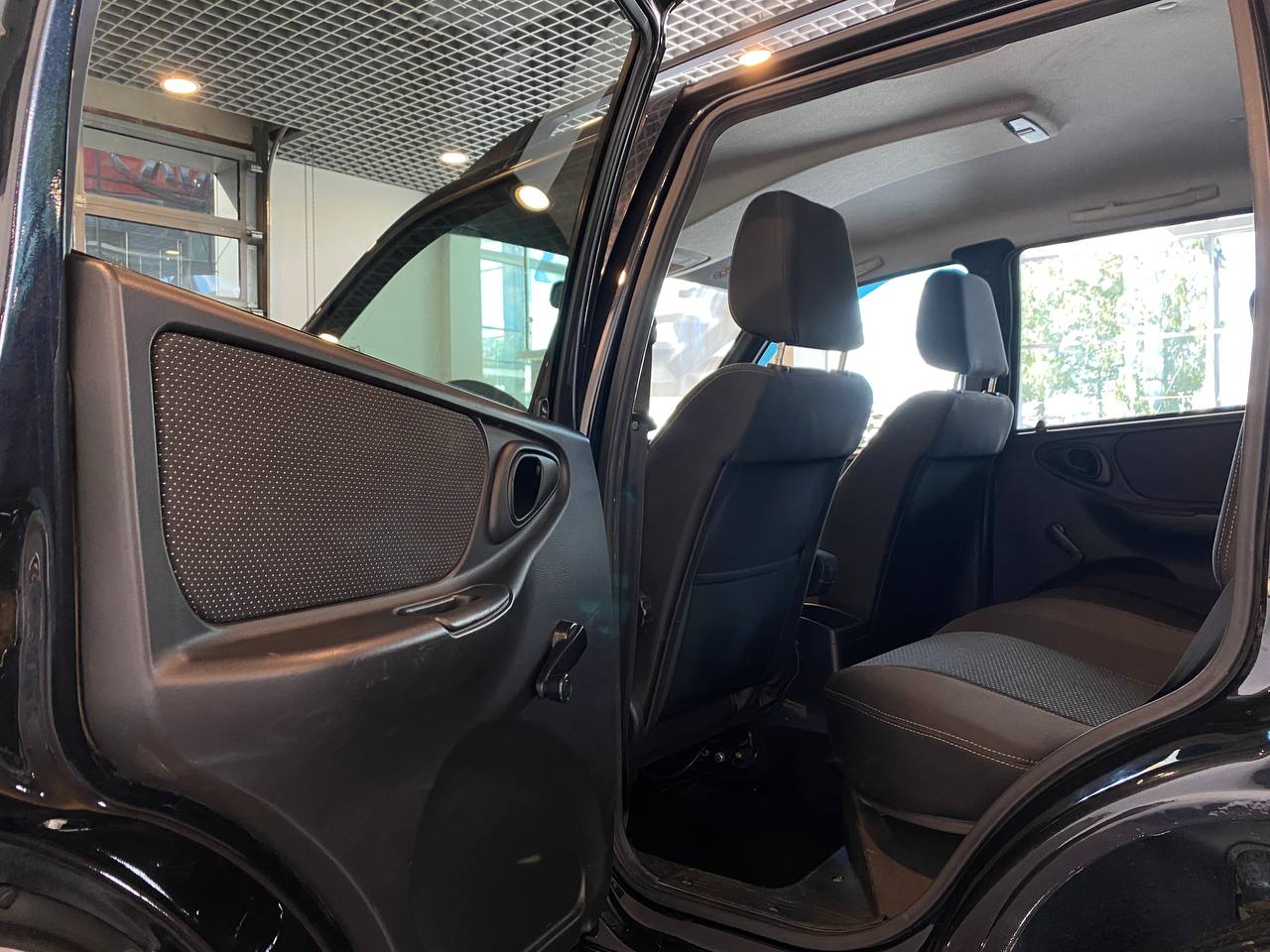 CHEVROLET NIVA