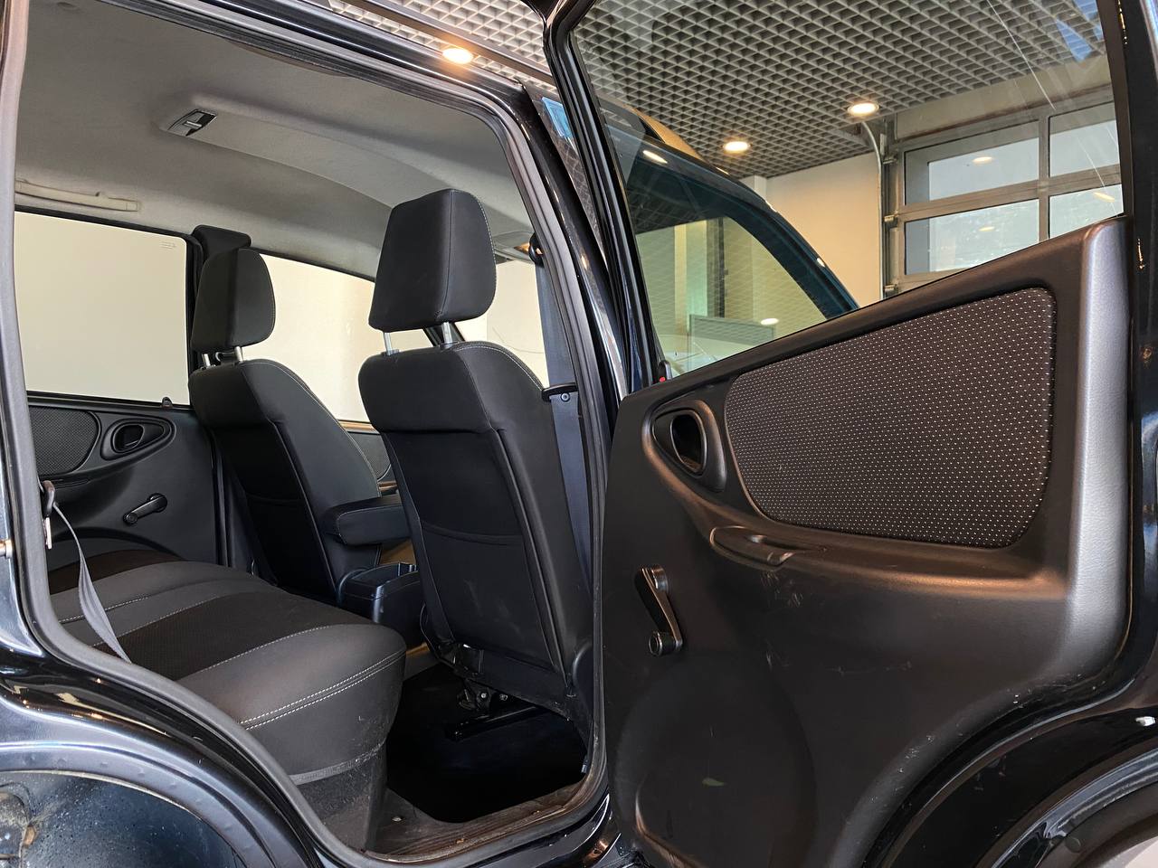 CHEVROLET NIVA