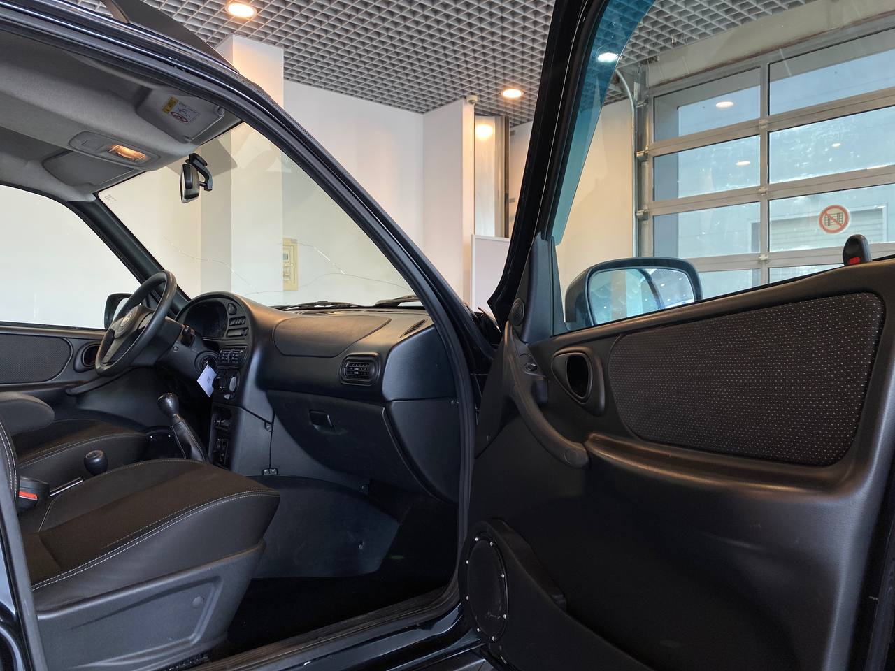 CHEVROLET NIVA