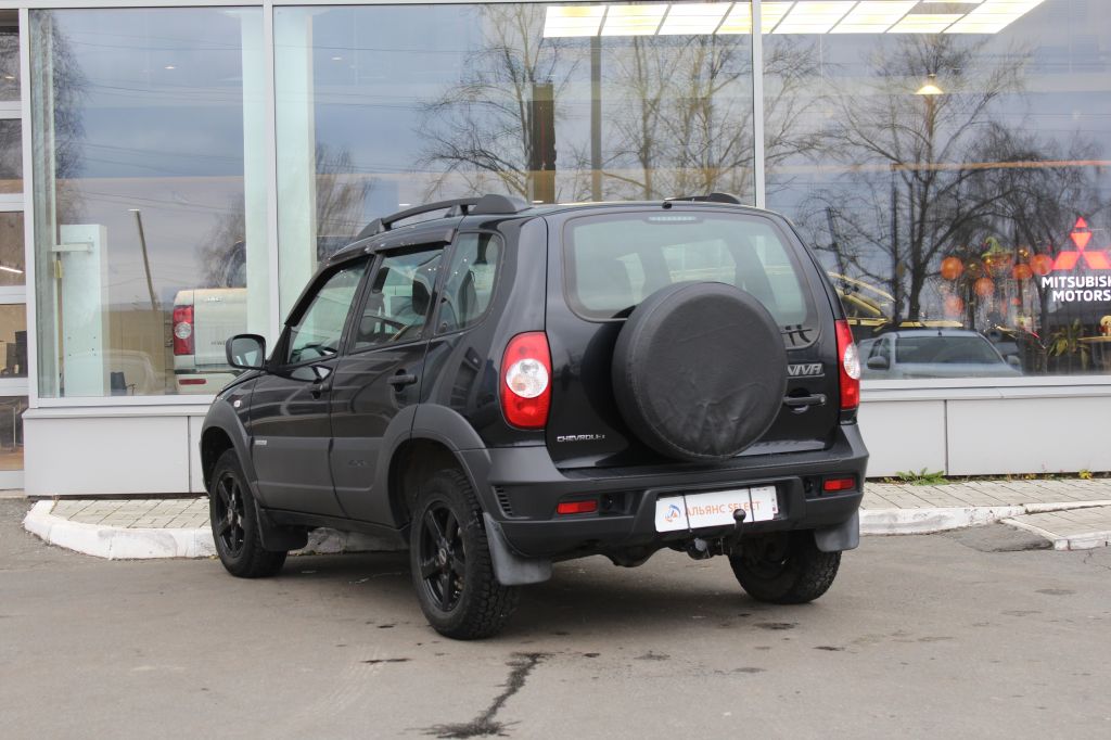 CHEVROLET NIVA