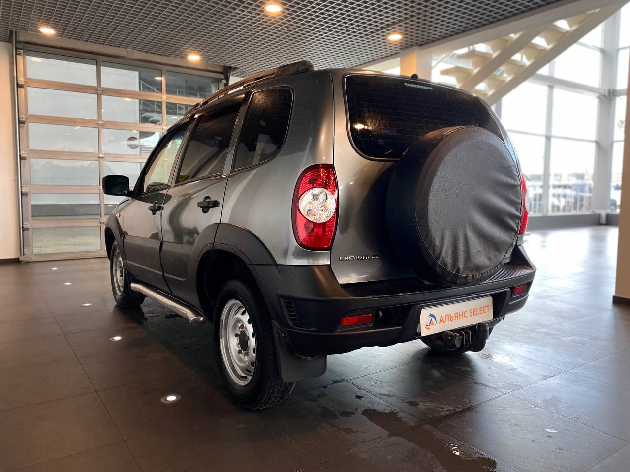 CHEVROLET NIVA