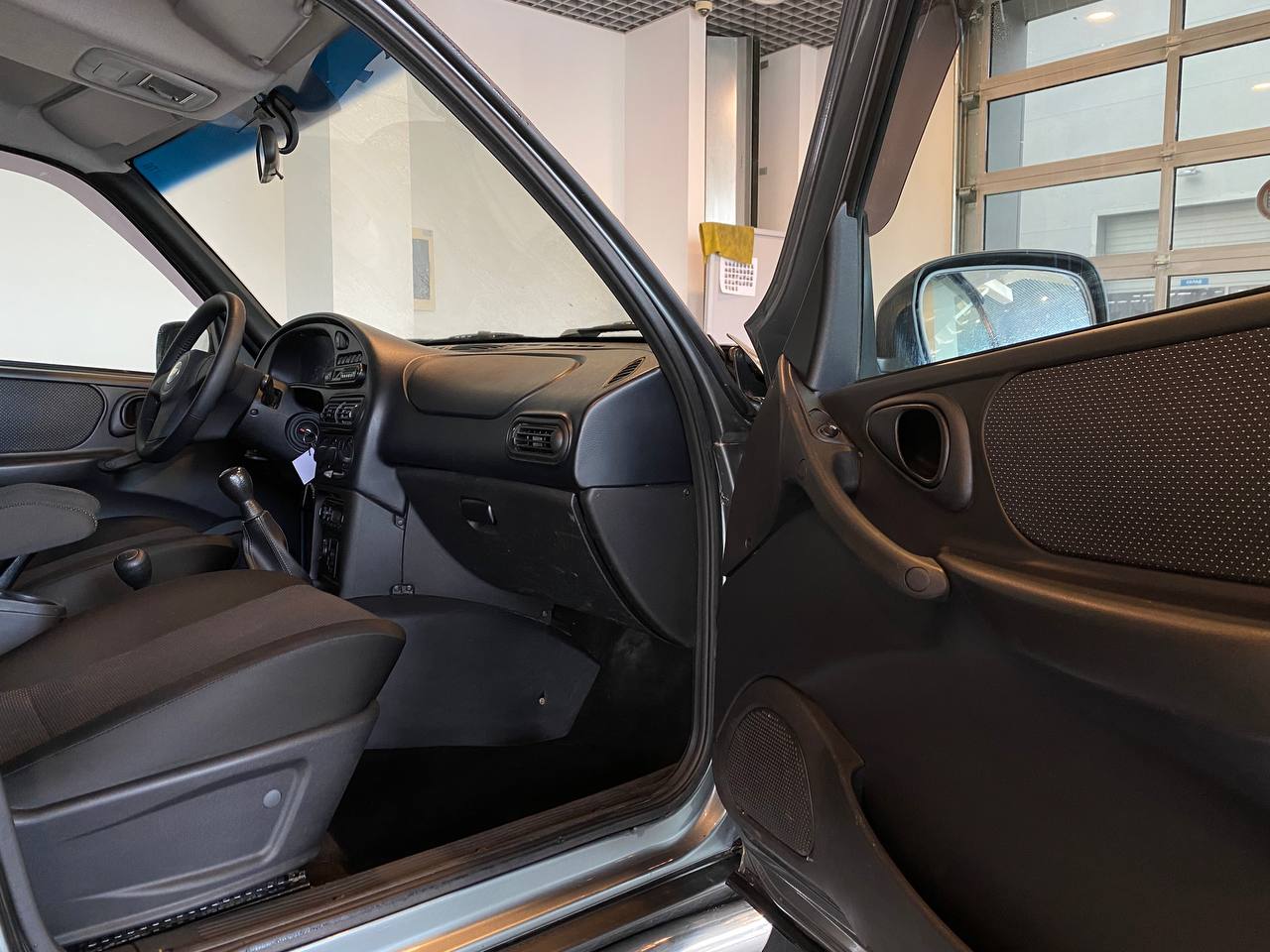 CHEVROLET NIVA