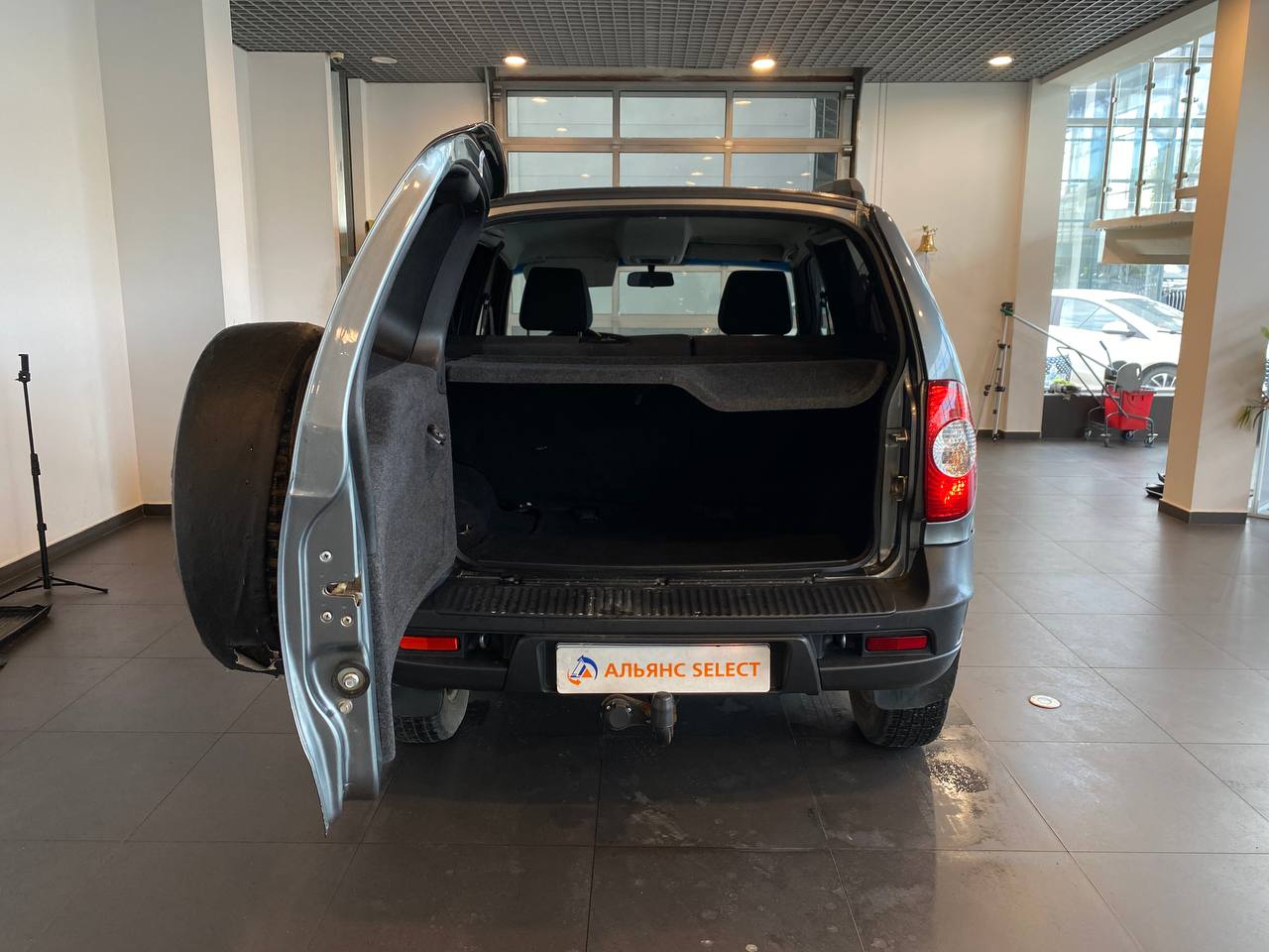CHEVROLET NIVA