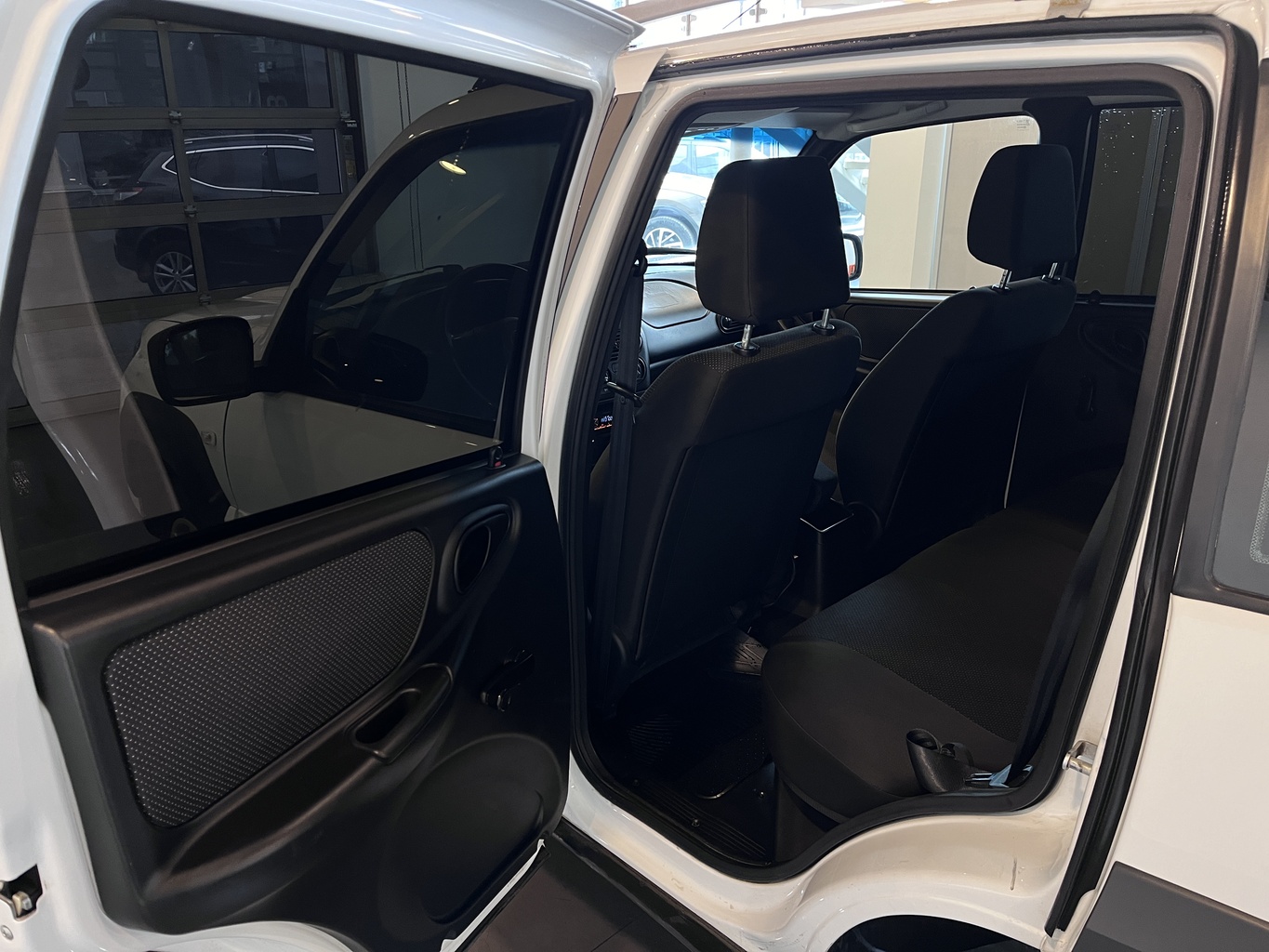 LADA NIVA TRAVEL