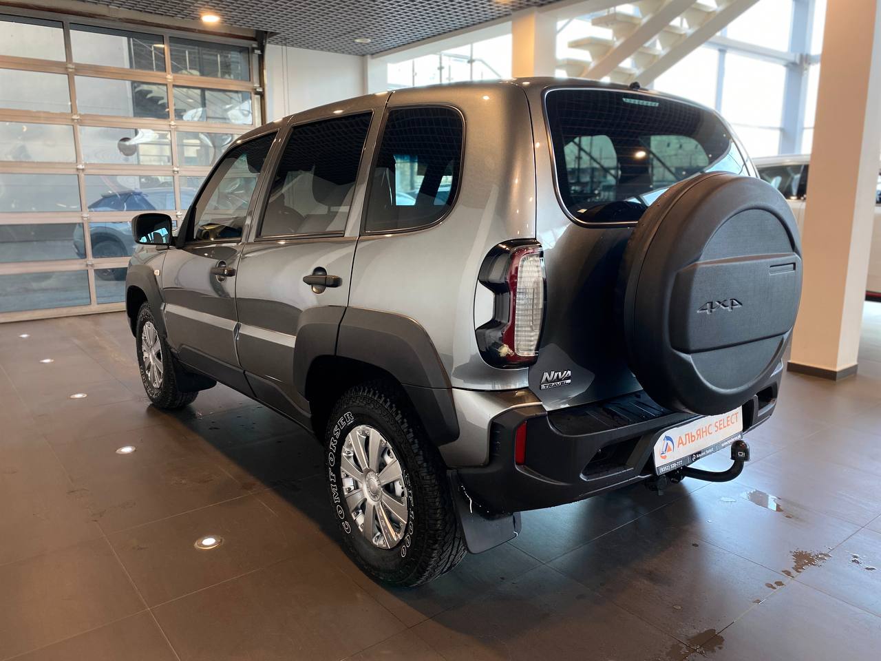 LADA NIVA TRAVEL