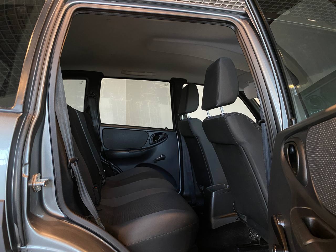 LADA NIVA TRAVEL