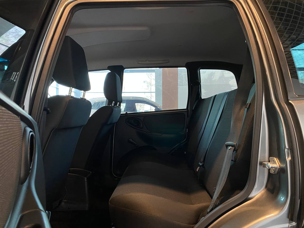 LADA NIVA TRAVEL