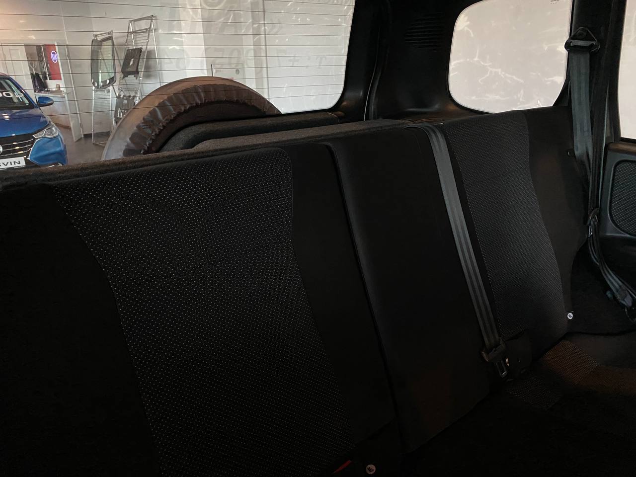 LADA NIVA TRAVEL