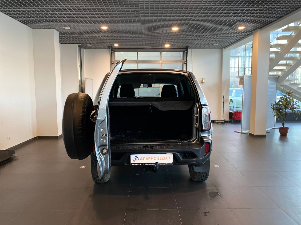 LADA NIVA TRAVEL