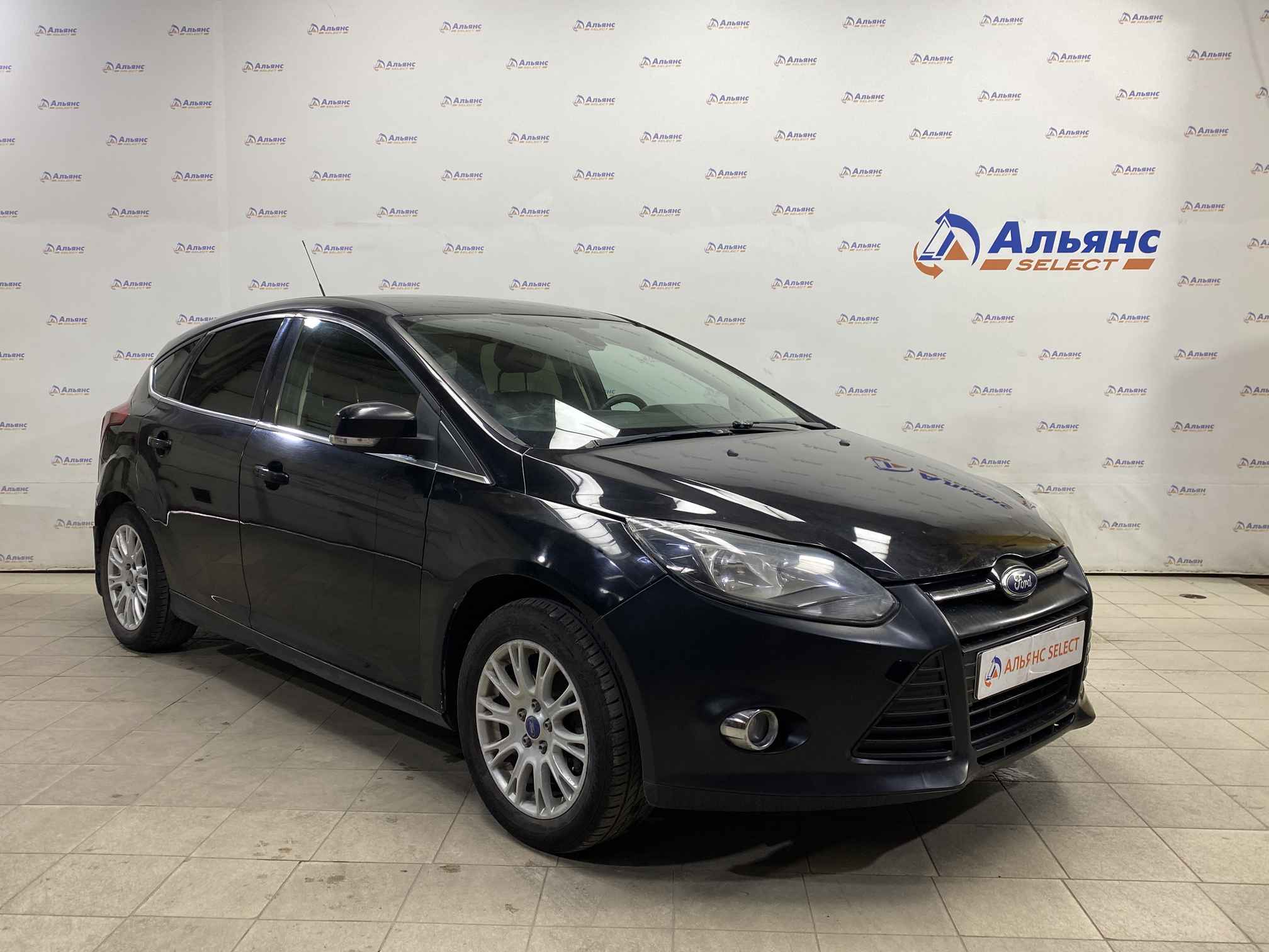 FORD FOCUS