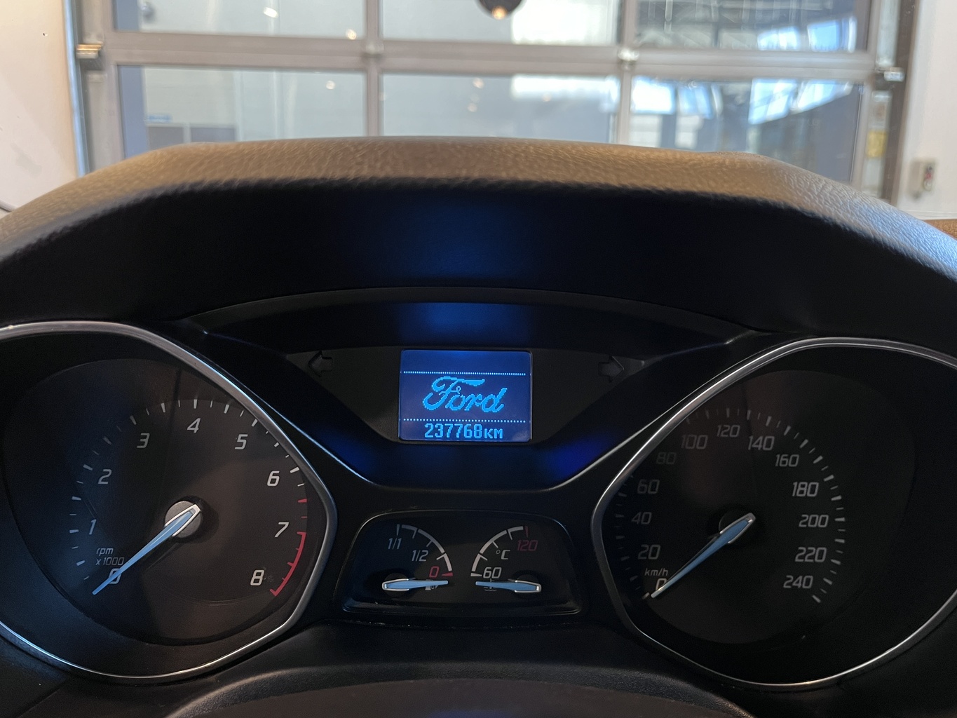 FORD FOCUS