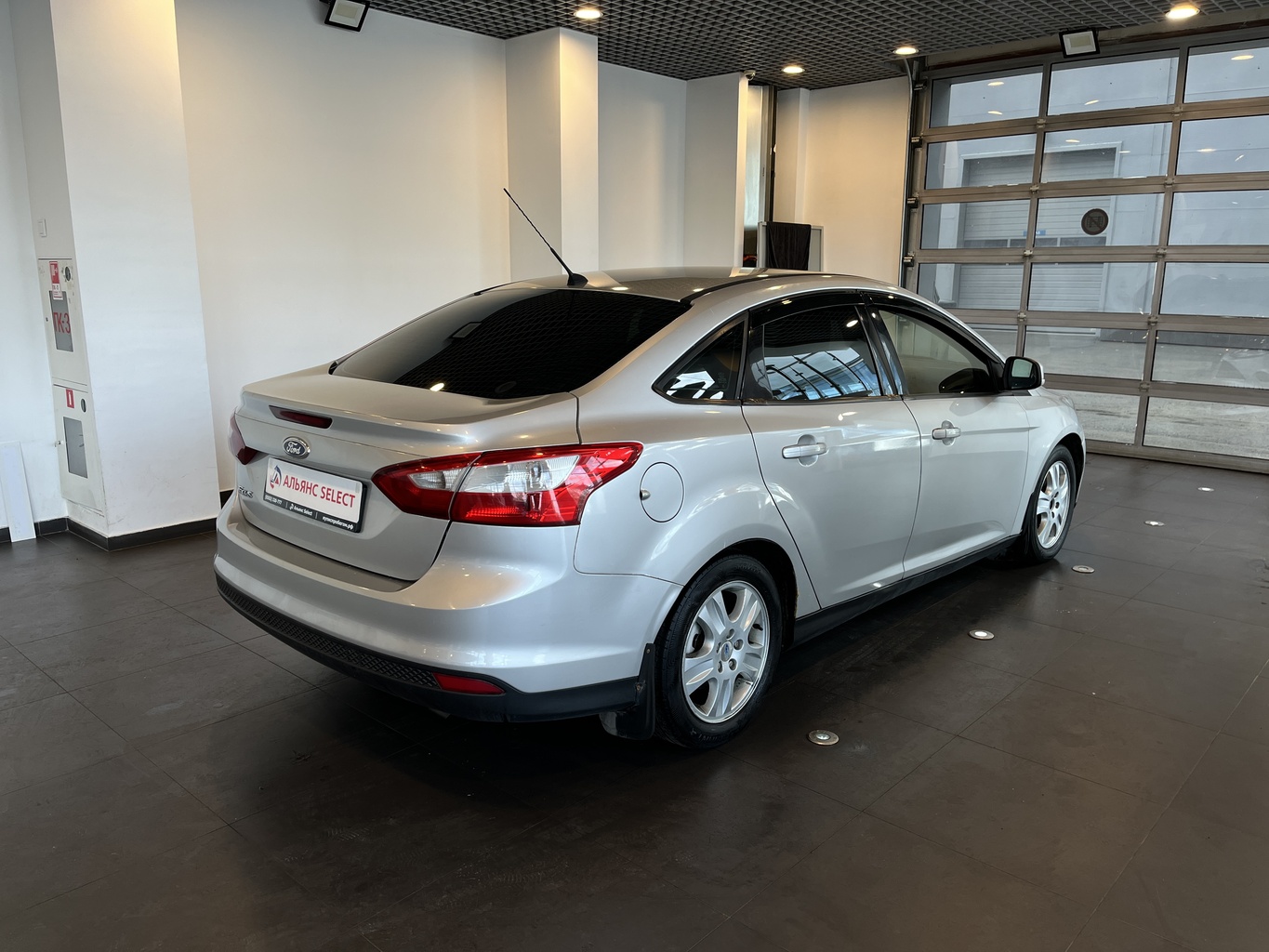 FORD FOCUS
