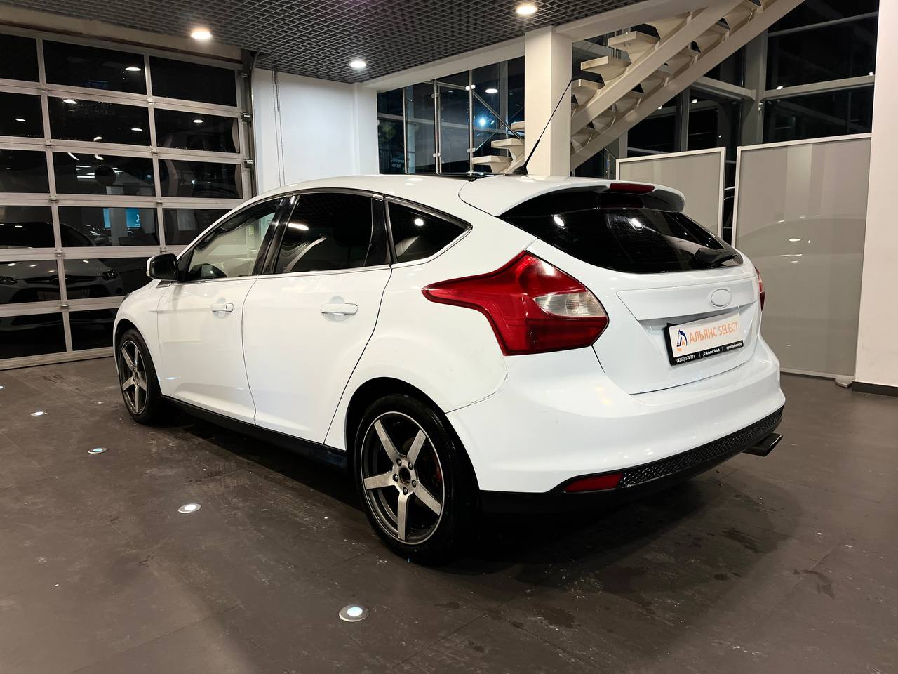 FORD FOCUS