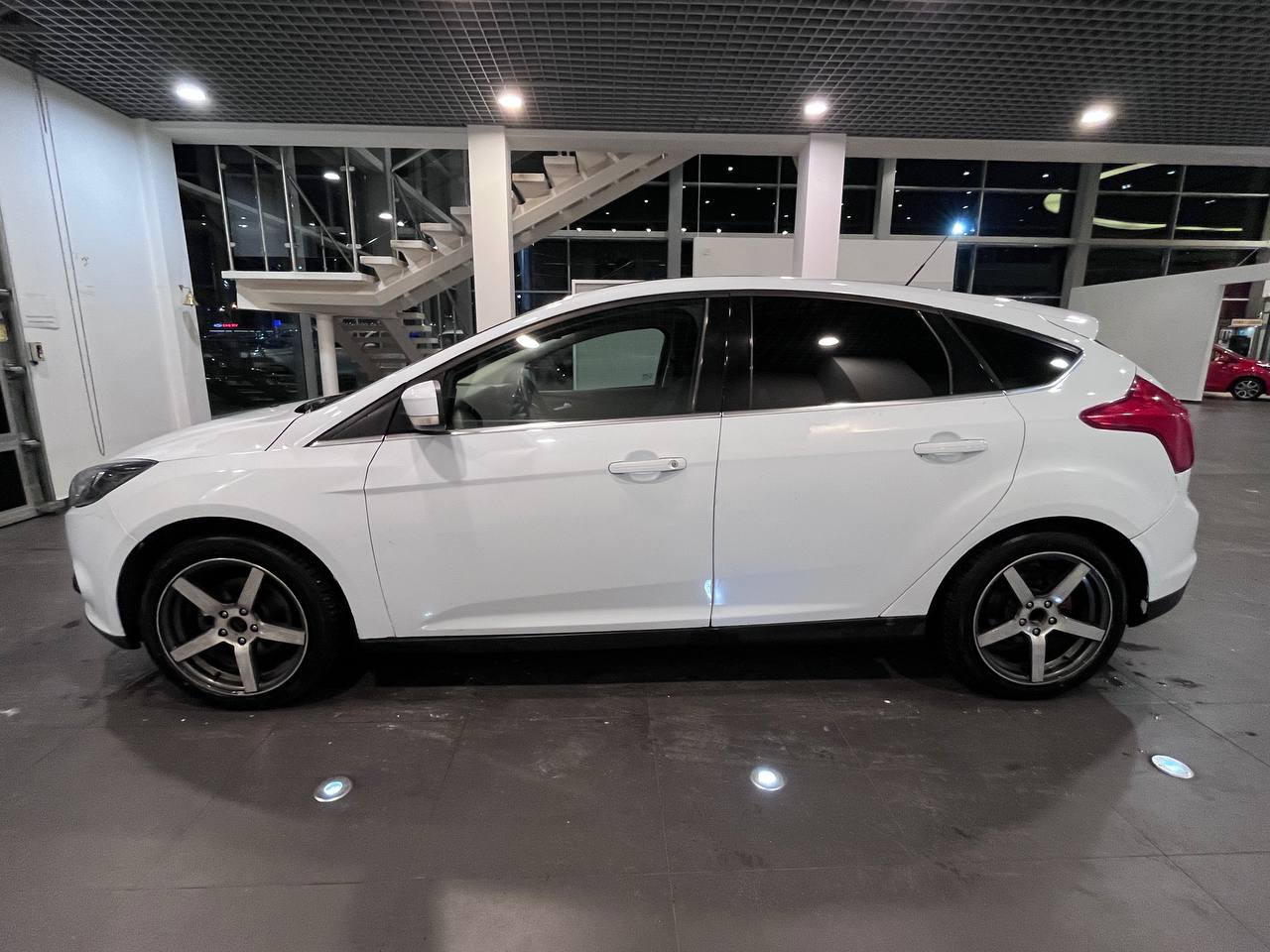 FORD FOCUS