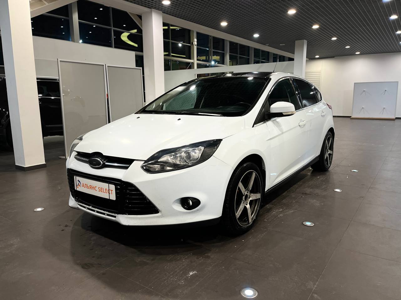 FORD FOCUS