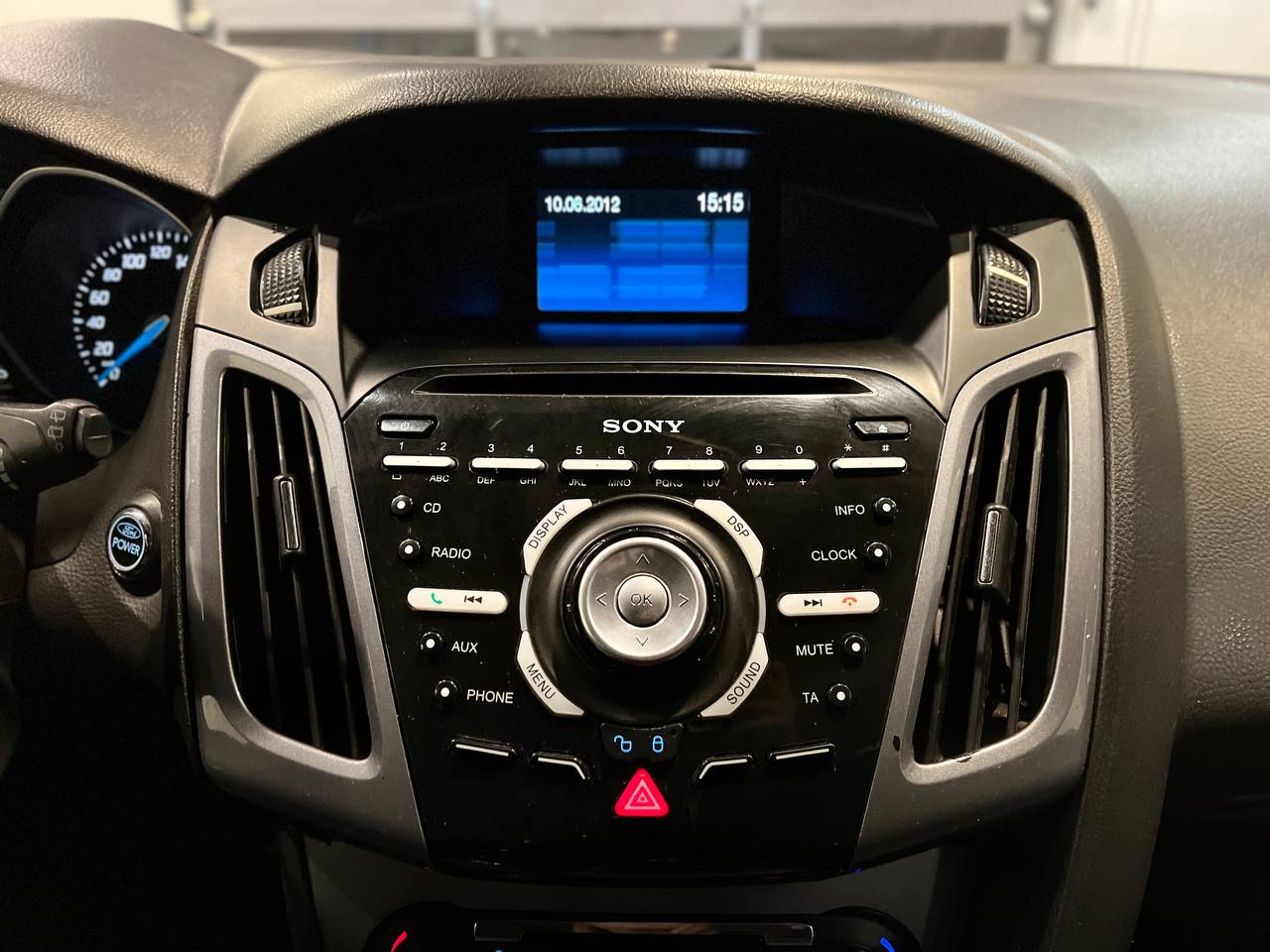 FORD FOCUS