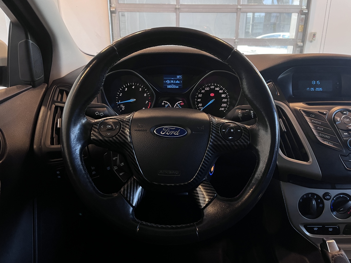 FORD FOCUS
