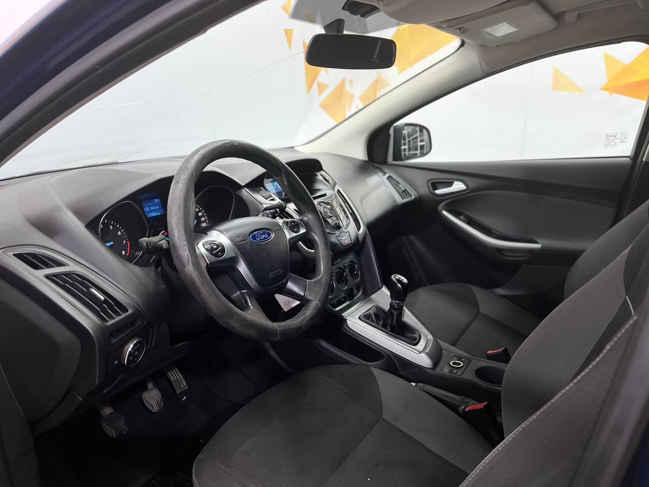 FORD FOCUS