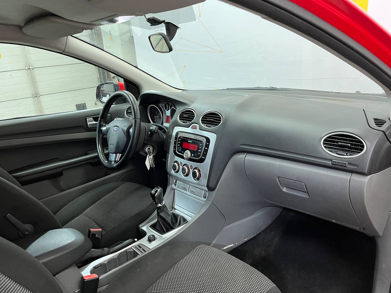 FORD FOCUS