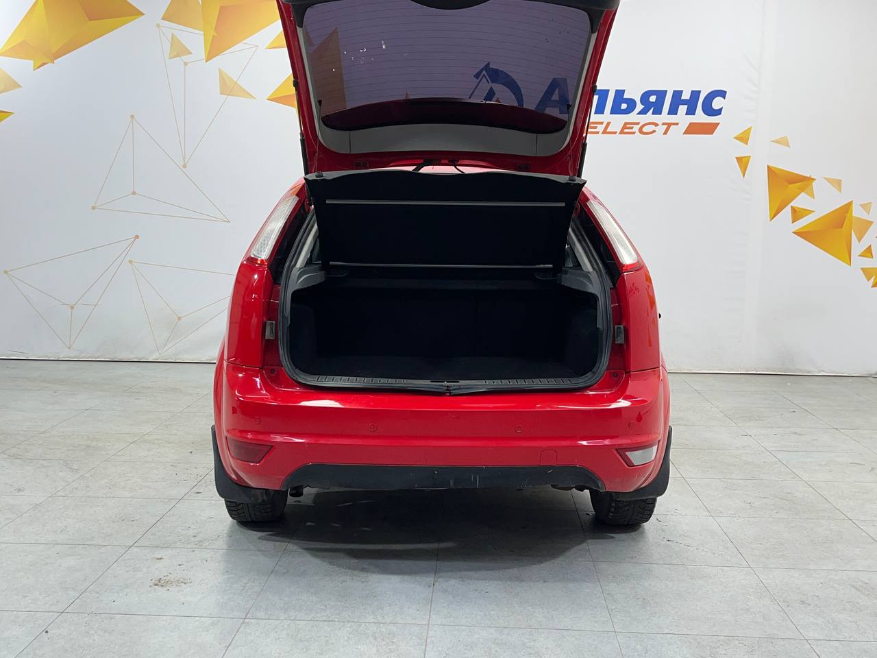 FORD FOCUS