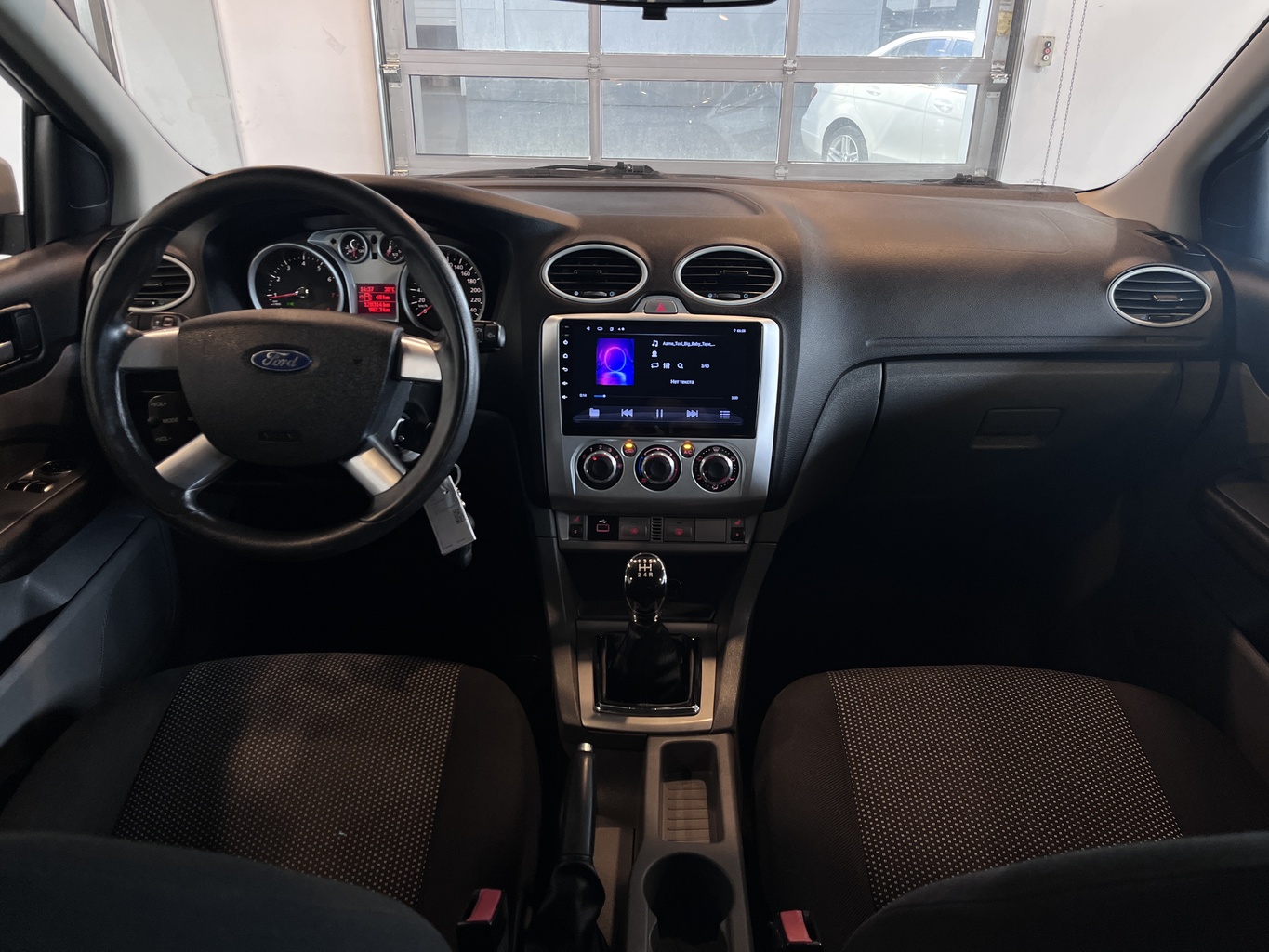 FORD FOCUS