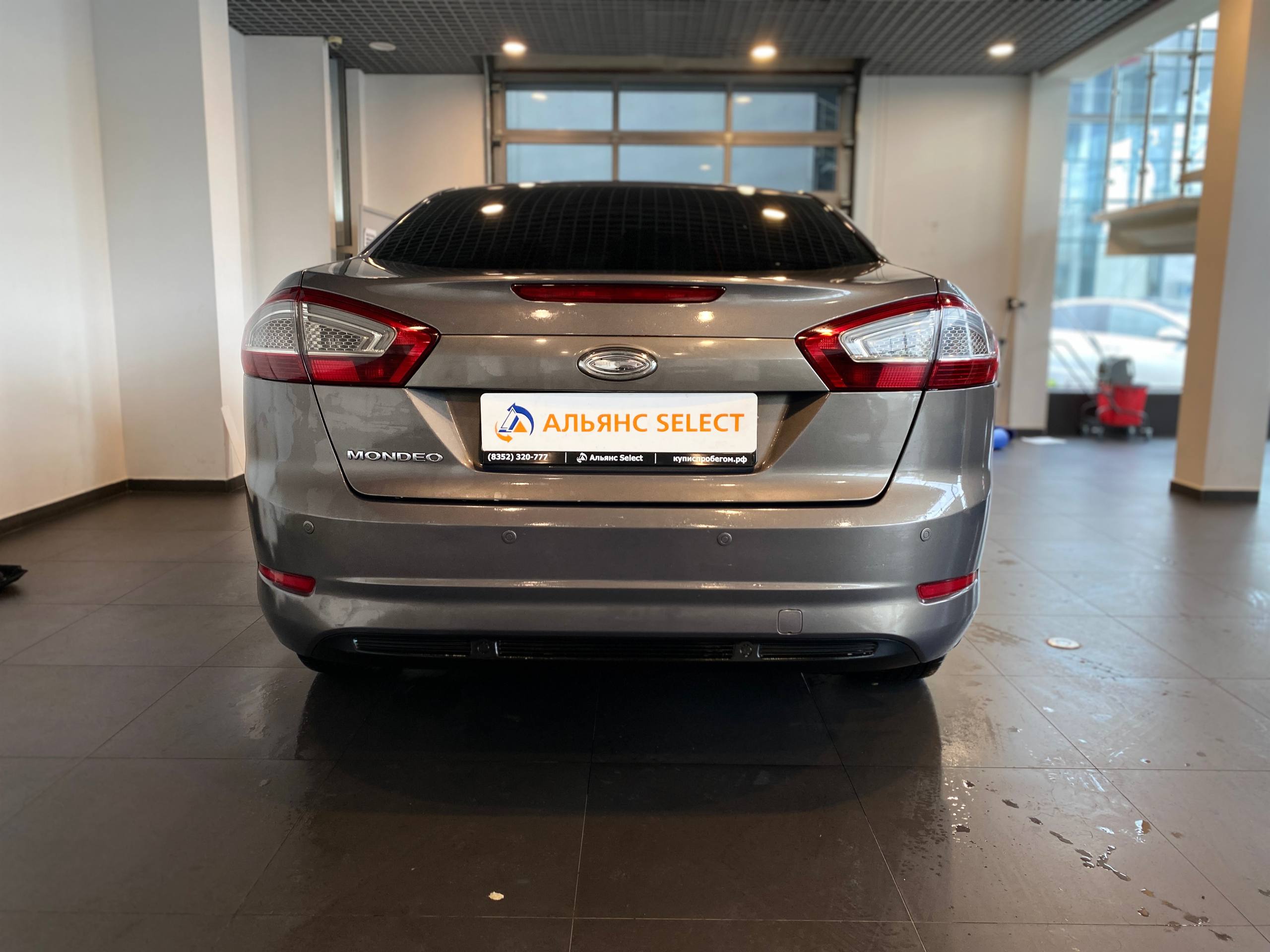 FORD MONDEO
