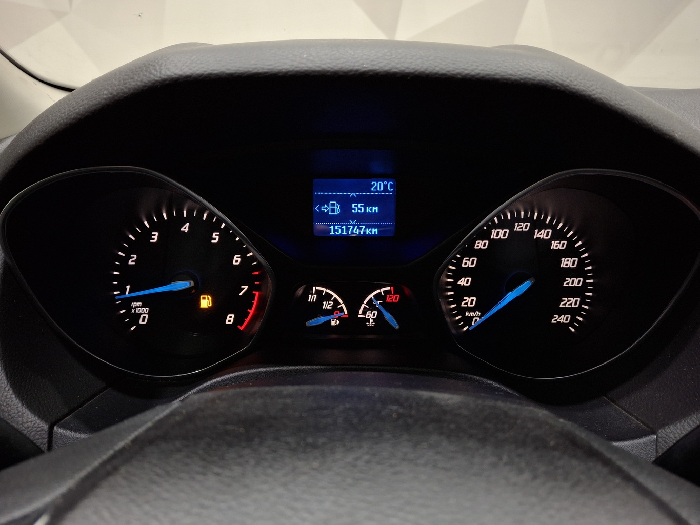 FORD FOCUS