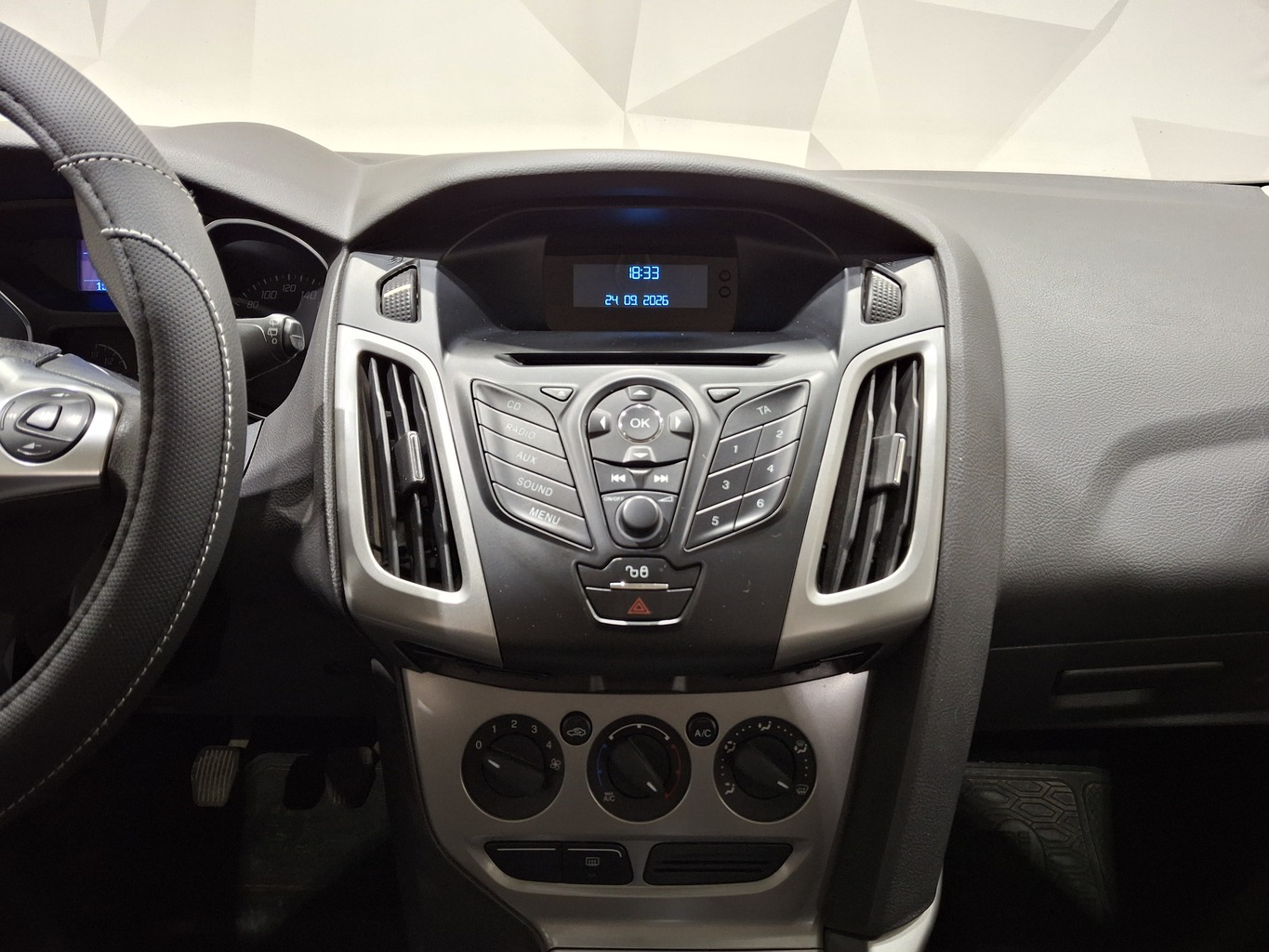 FORD FOCUS