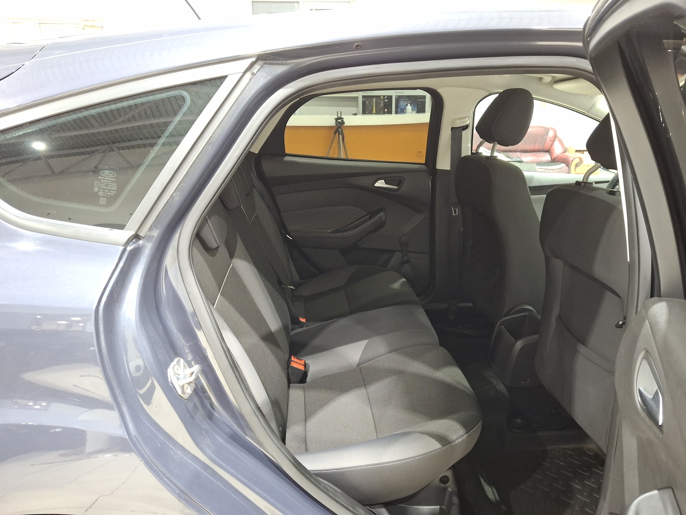 FORD FOCUS
