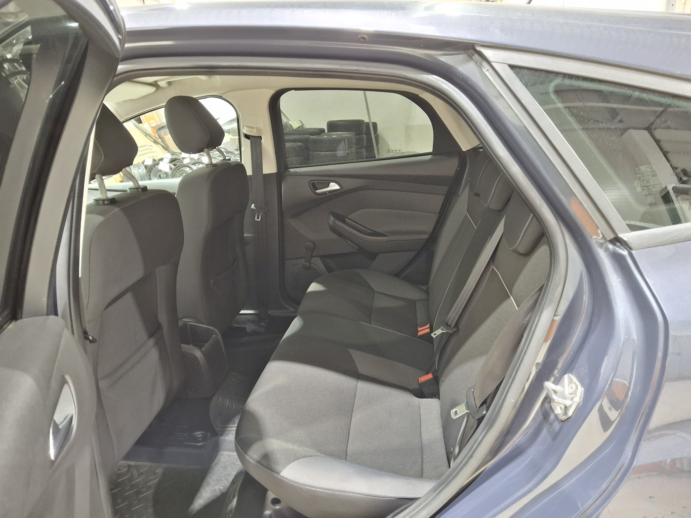 FORD FOCUS