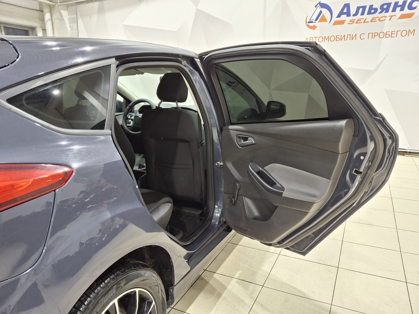 FORD FOCUS