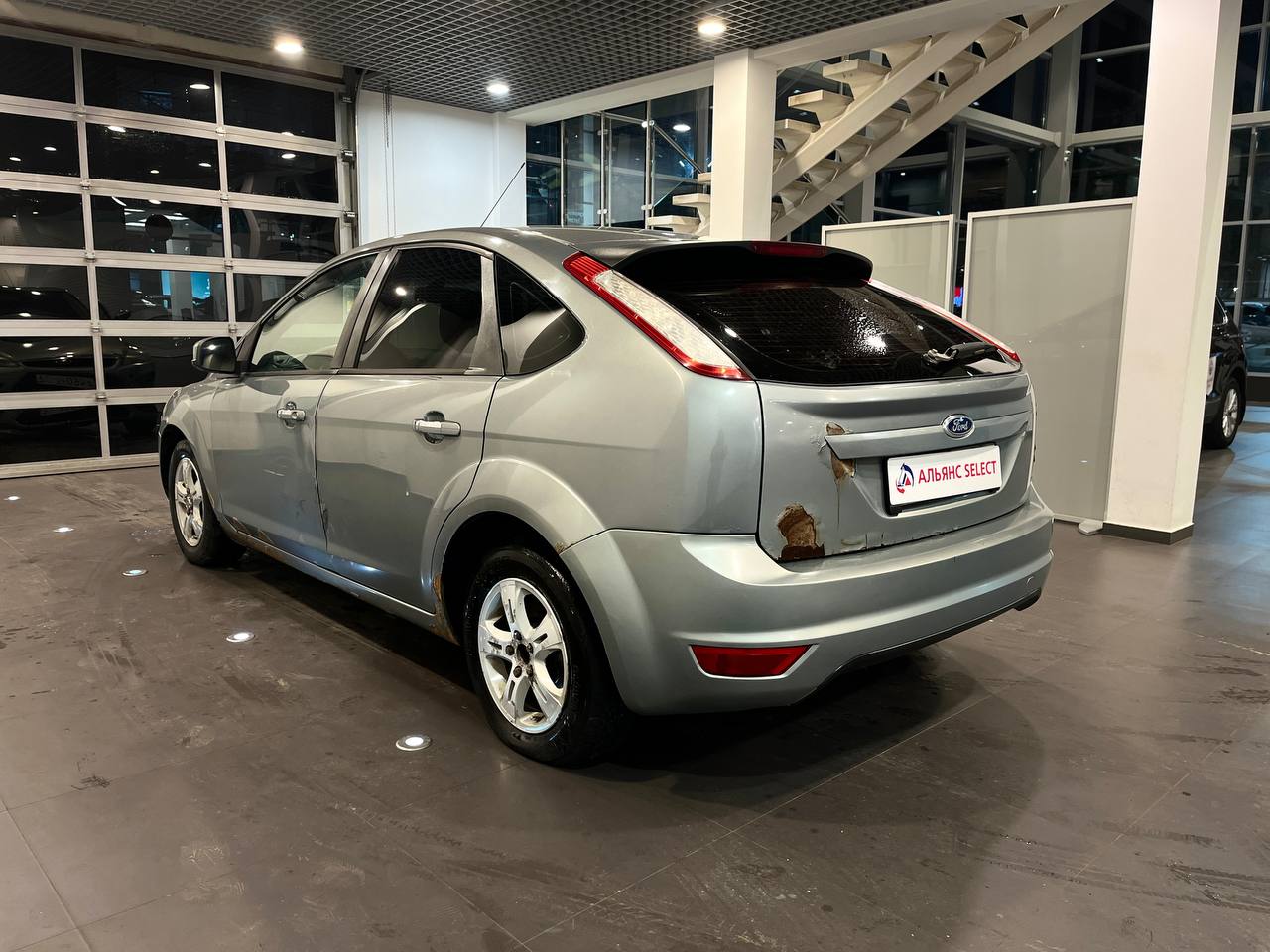 FORD FOCUS