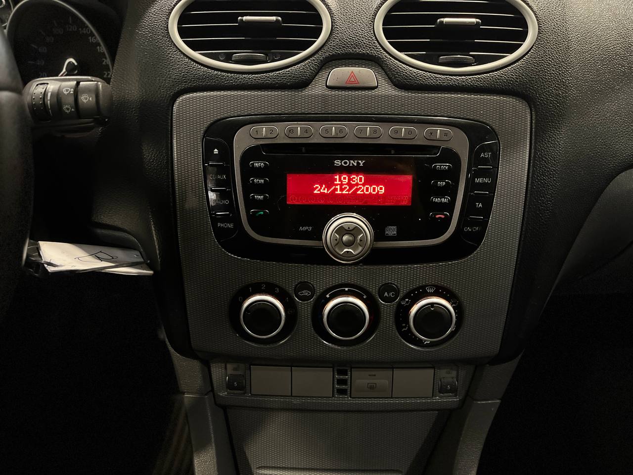 FORD FOCUS