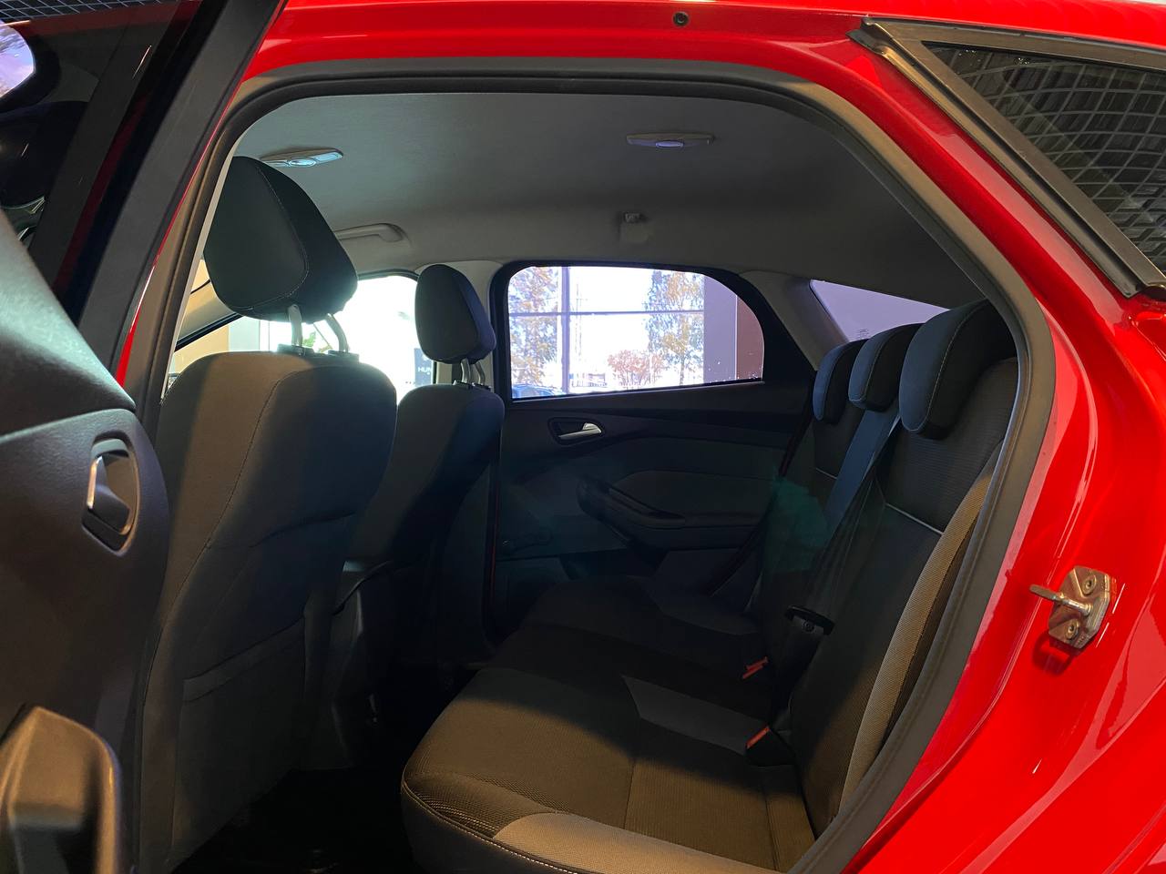 FORD FOCUS