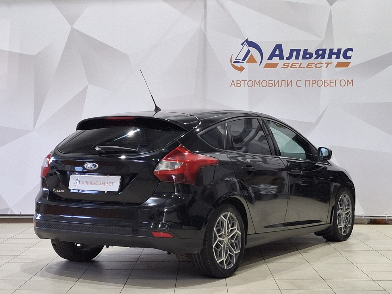 FORD FOCUS