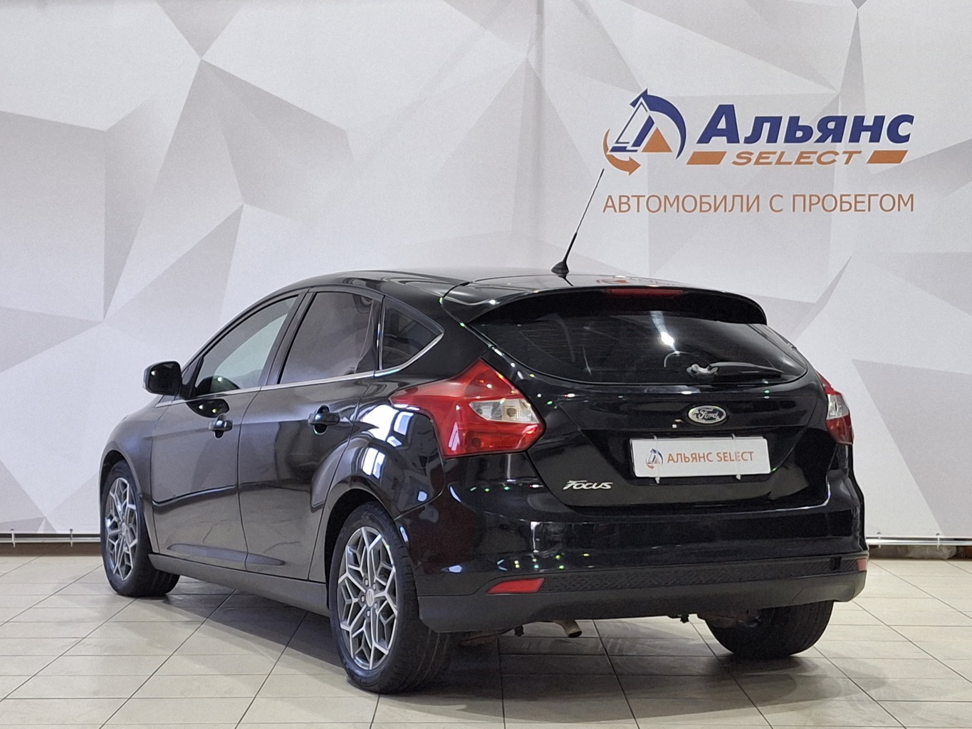 FORD FOCUS