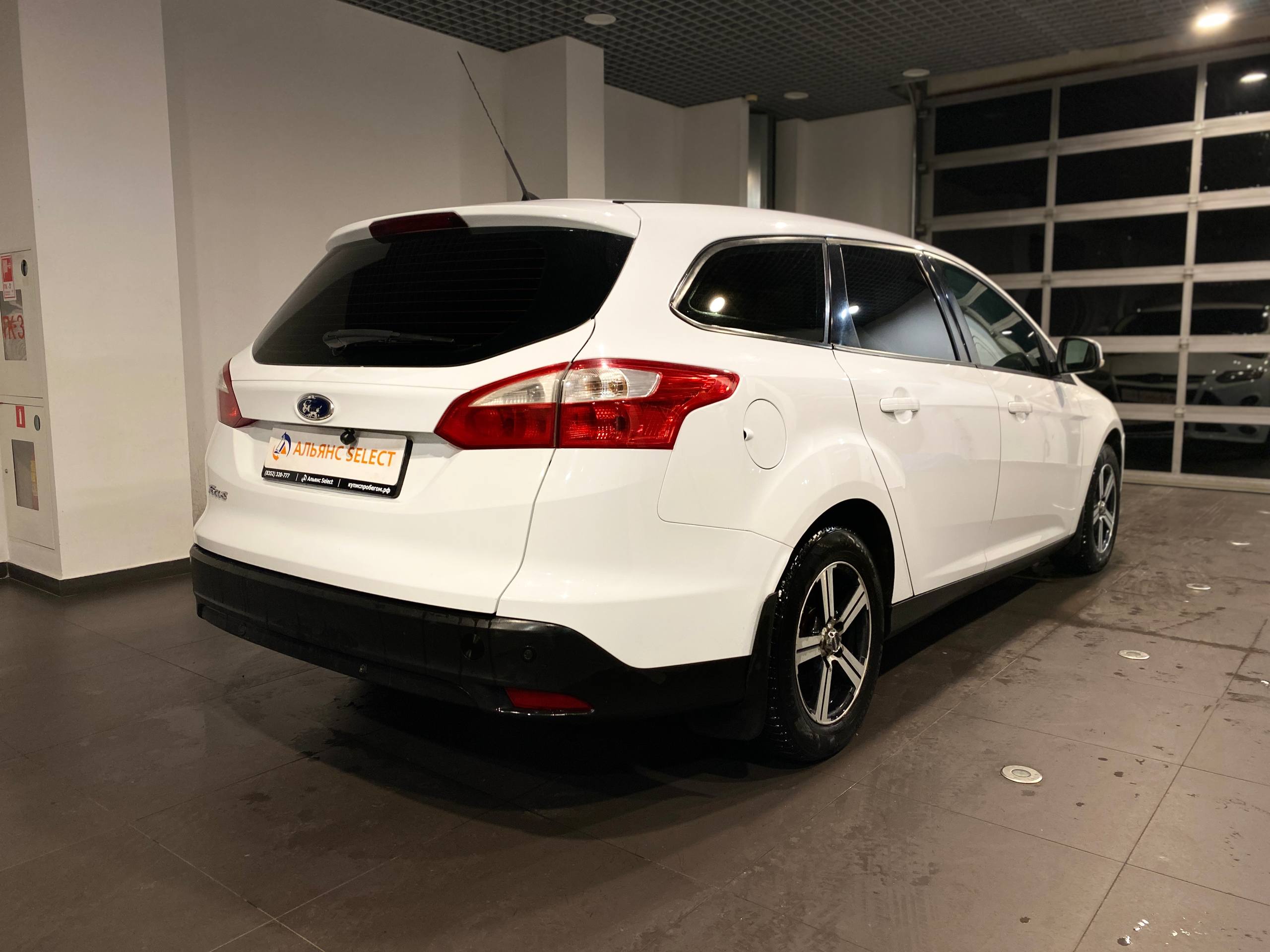 FORD FOCUS
