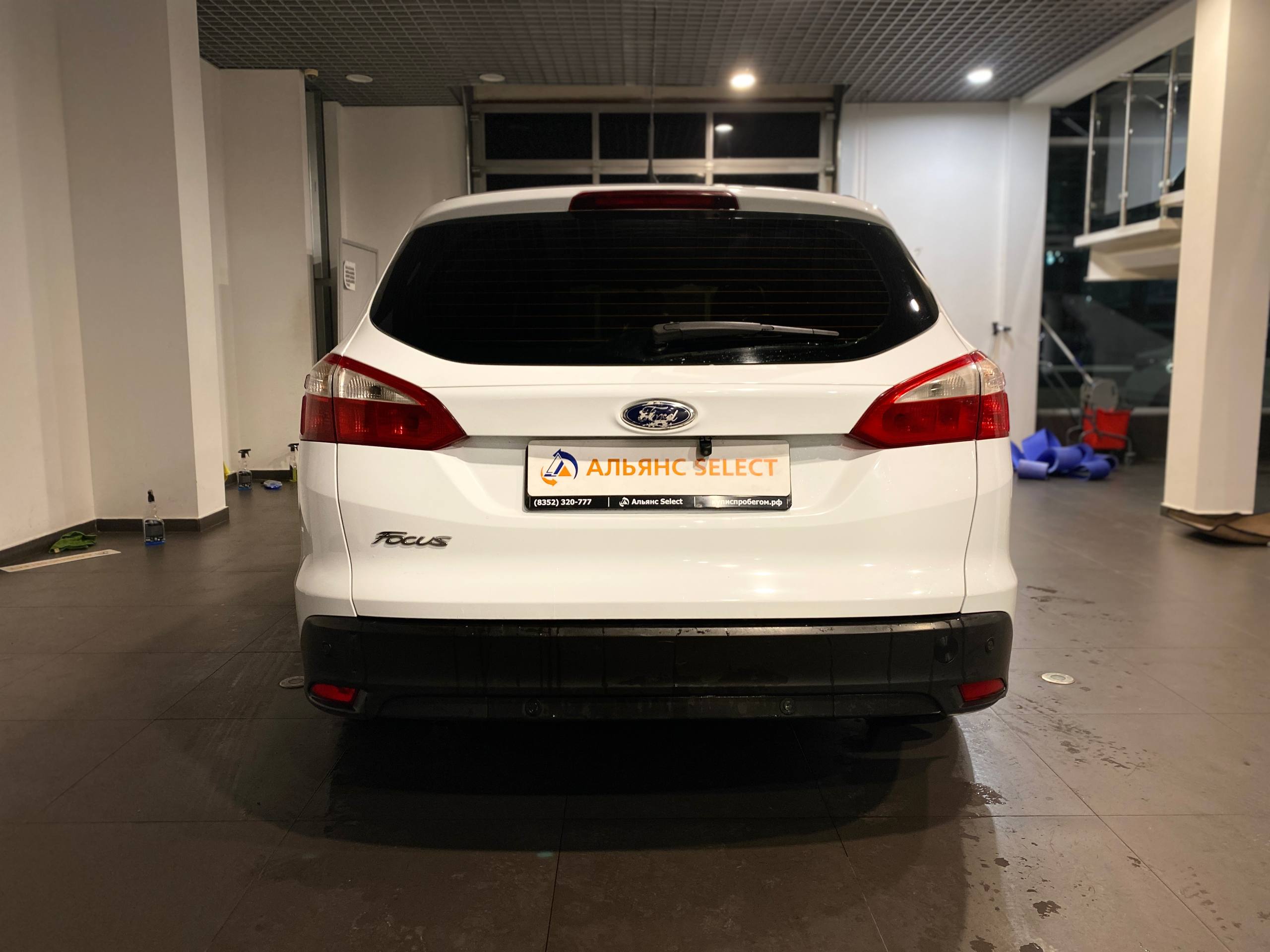 FORD FOCUS