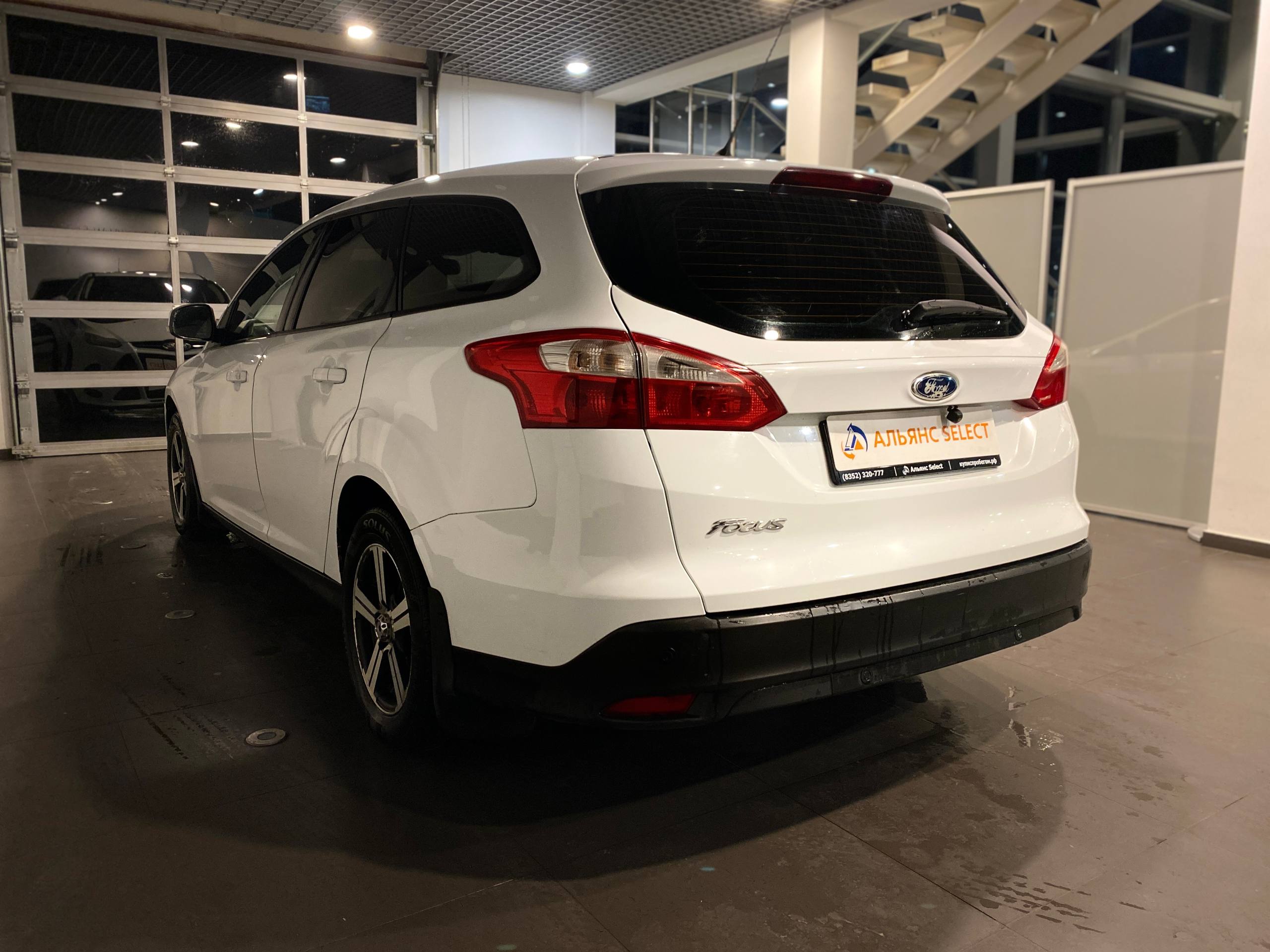 FORD FOCUS
