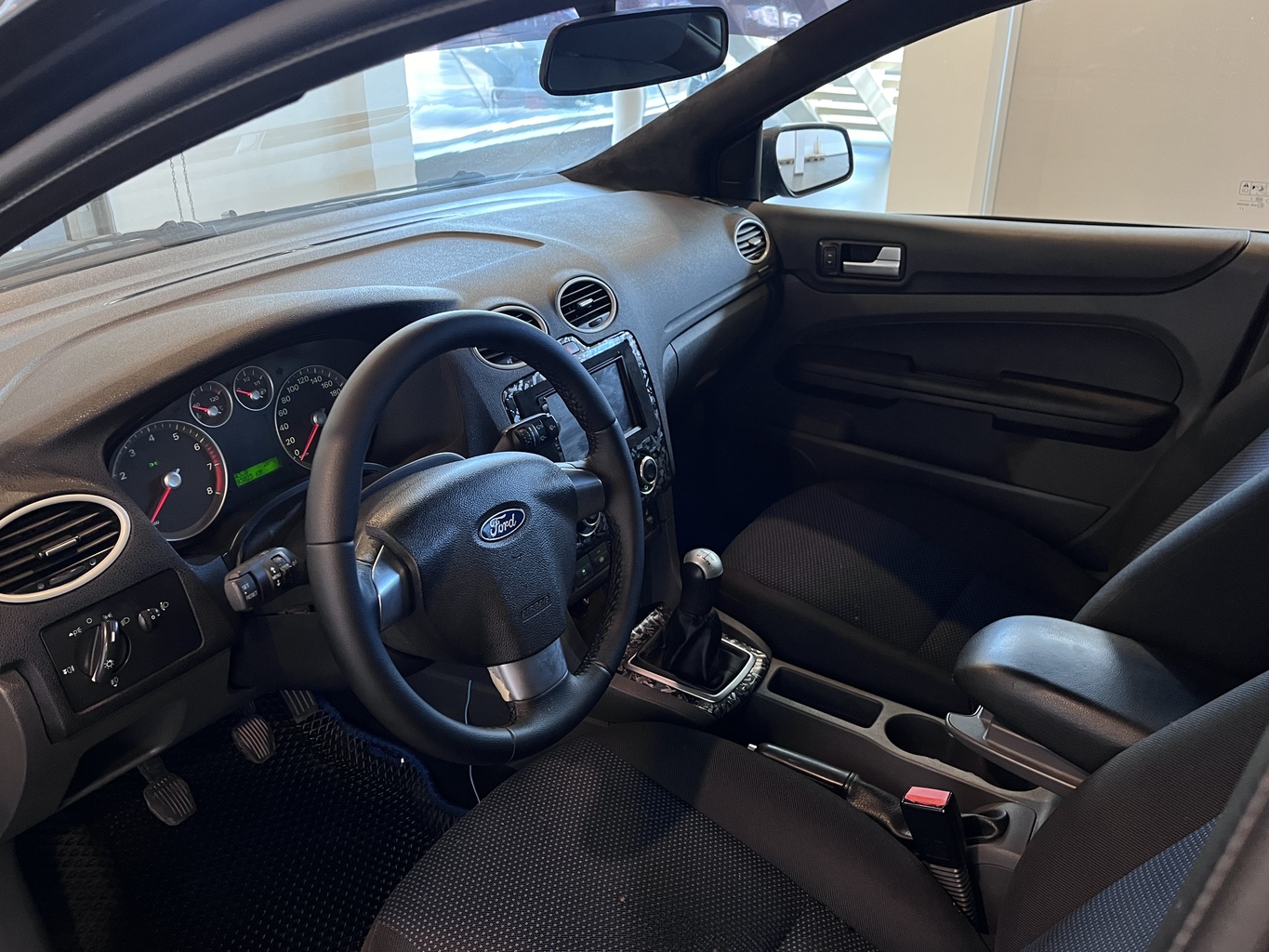 FORD FOCUS
