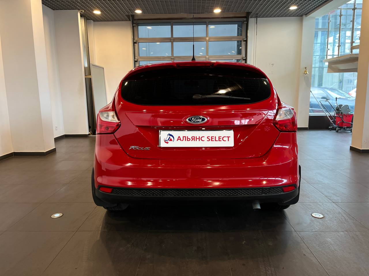 FORD FOCUS