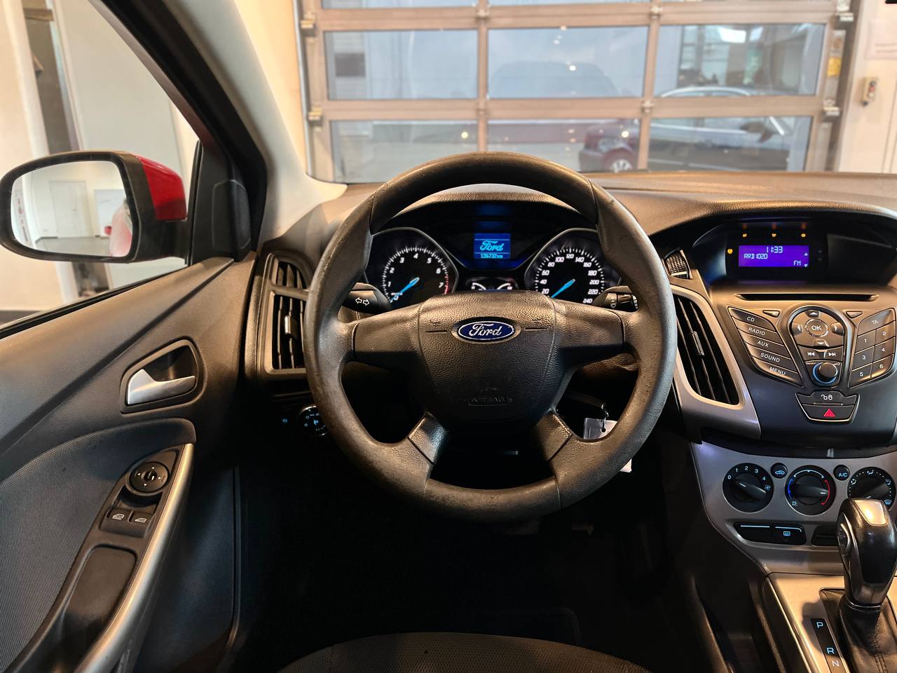 FORD FOCUS