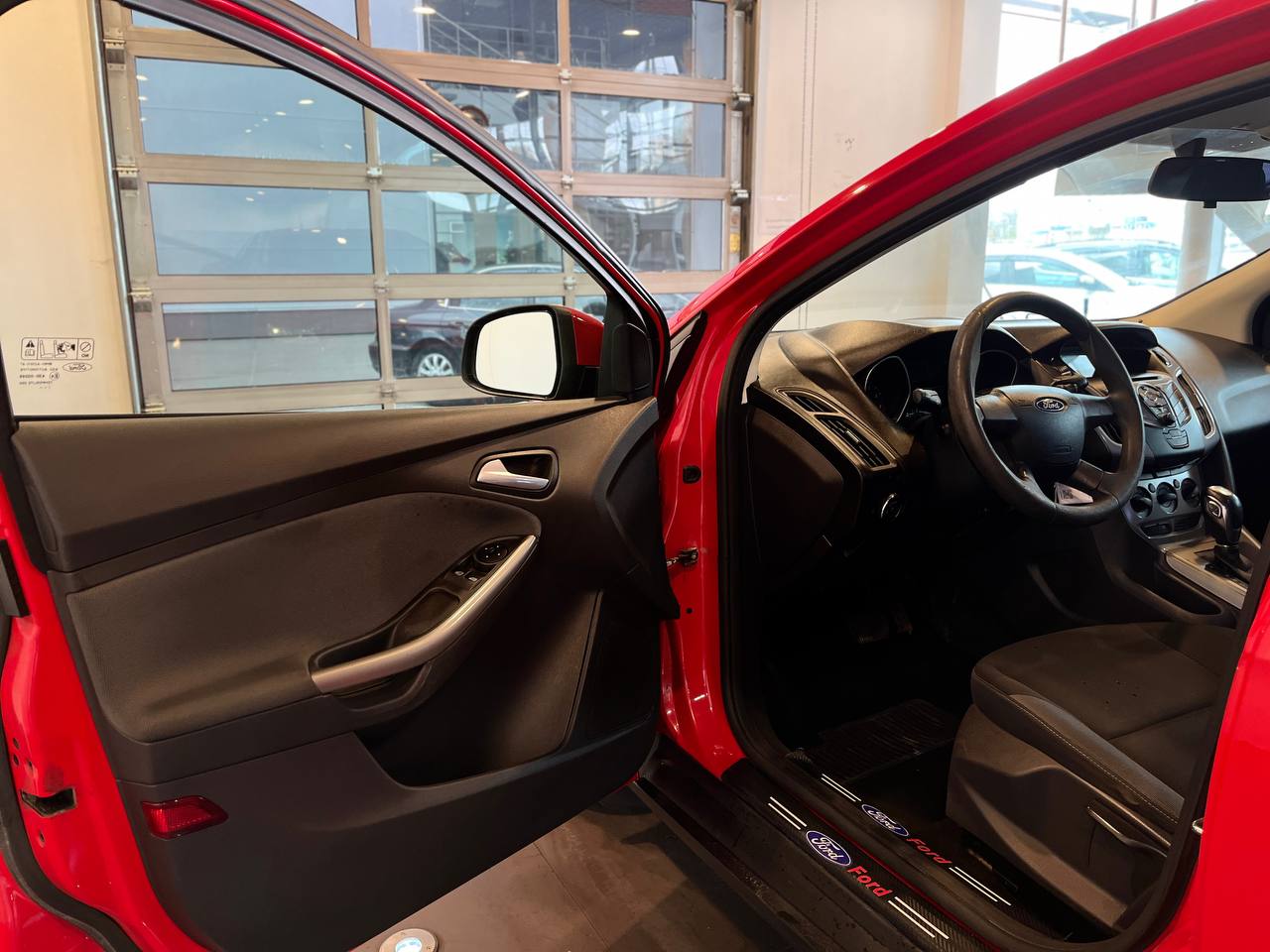 FORD FOCUS