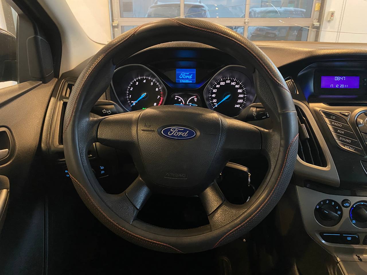 FORD FOCUS