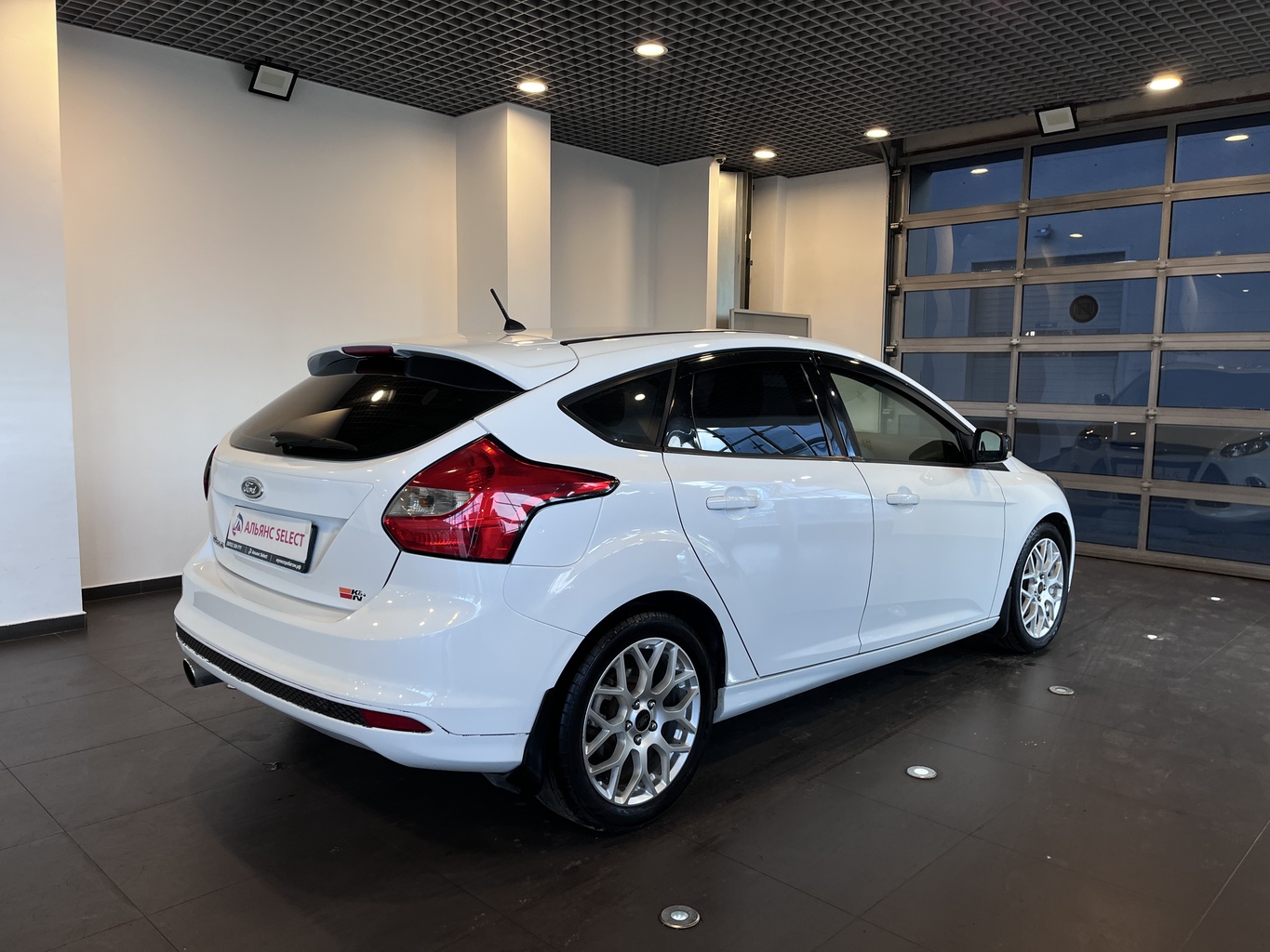 FORD FOCUS