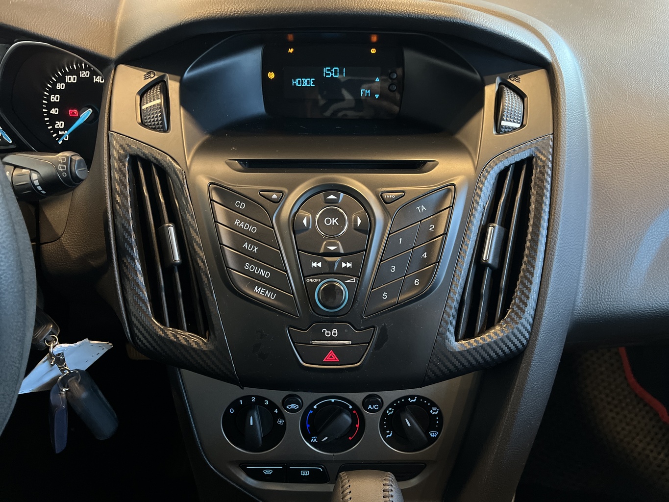 FORD FOCUS