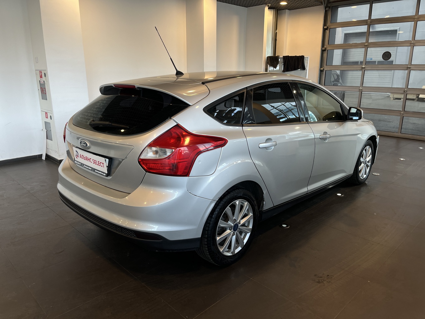 FORD FOCUS