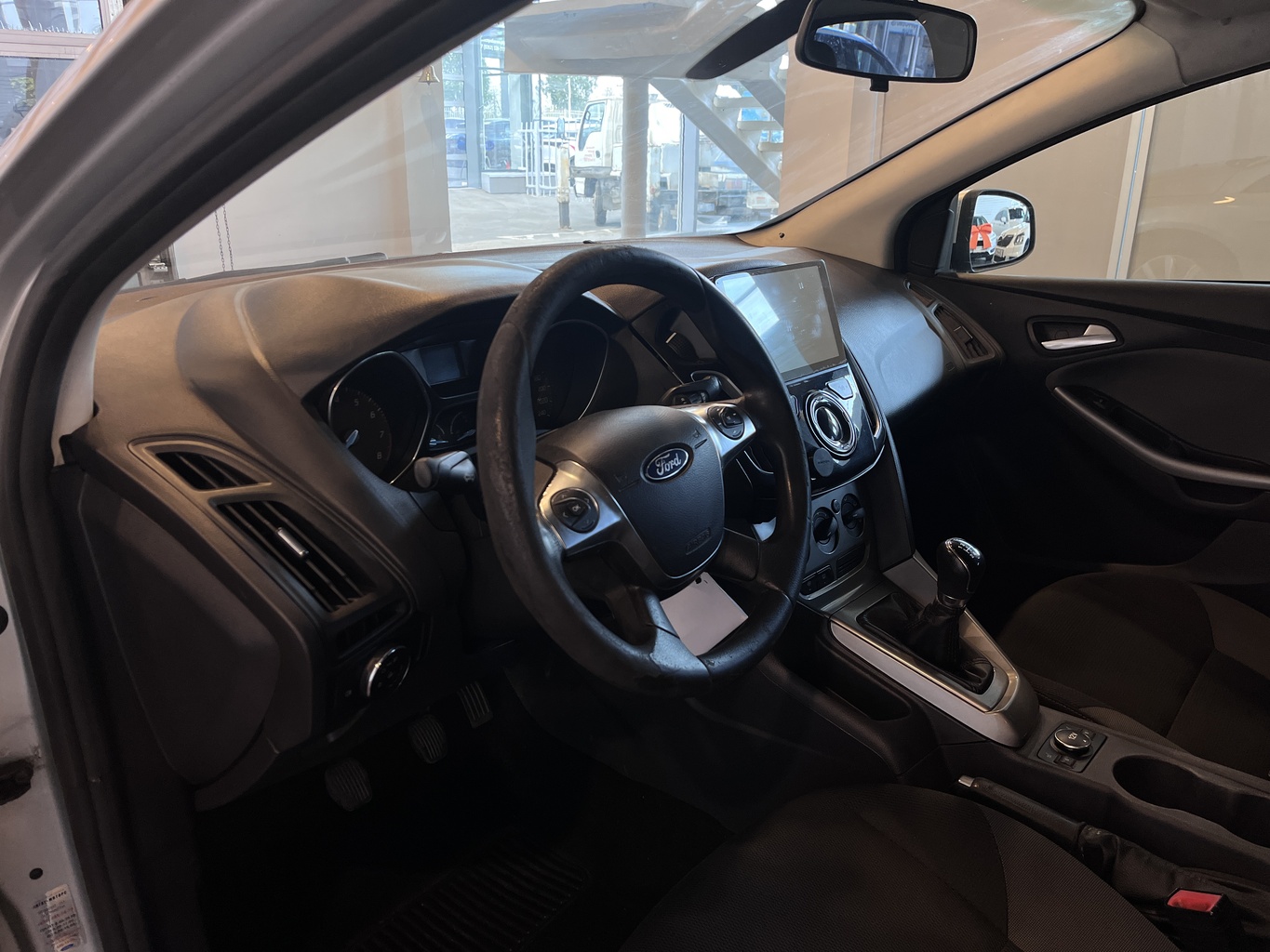 FORD FOCUS